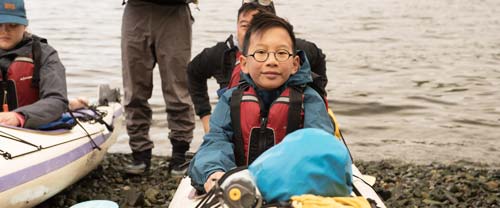 Family kayaking Johnstone Straight