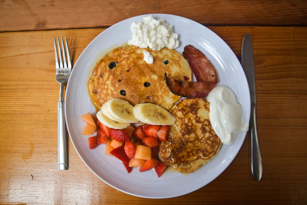 Hearty breakfast on tour