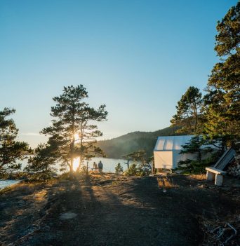 Sunset over the Johnstone Strait Ultimate Basecamp