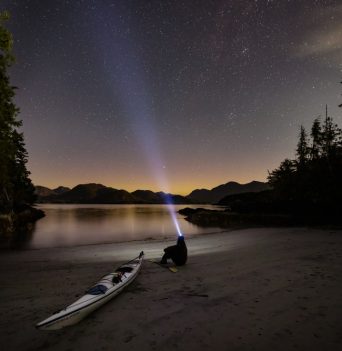 Stargazing kayaking tour
