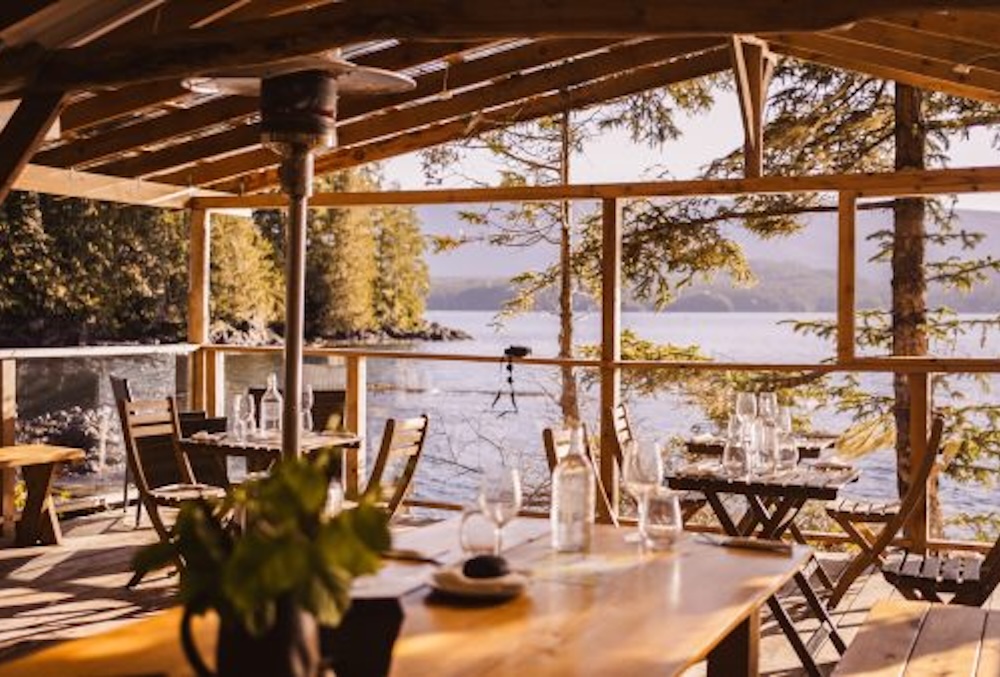 Outdoor dining room