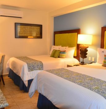 A room at Hotel HBlu La Paz where guests stay on day 1 of their tour