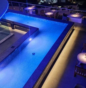 The pool at Hotel HBlu La Paz where guests stay on day 1 of their tour