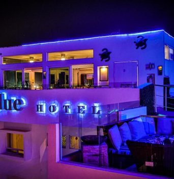 Hotel HBlu La Paz where guests stay on day 1 of their tour