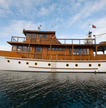 The Alba: a Chilean expedition style yacht